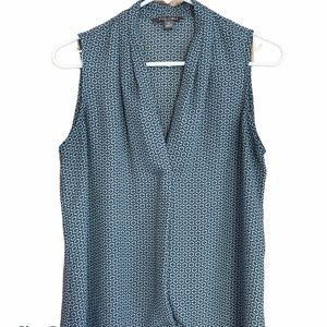Roz & Ali Sleeveless Blue Pattern Blouse